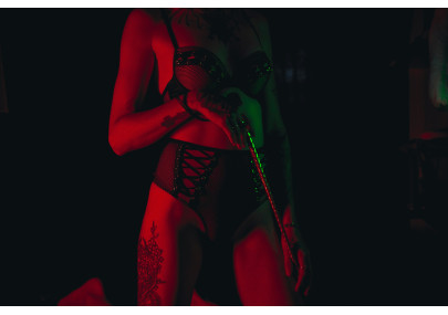 Eccitazione e stimolazione con il Kit BDSM 